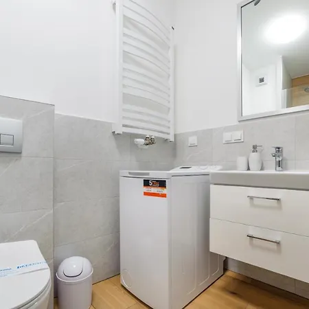 Na Wydmach, Sun & Snow アパート ミエンジボジェ