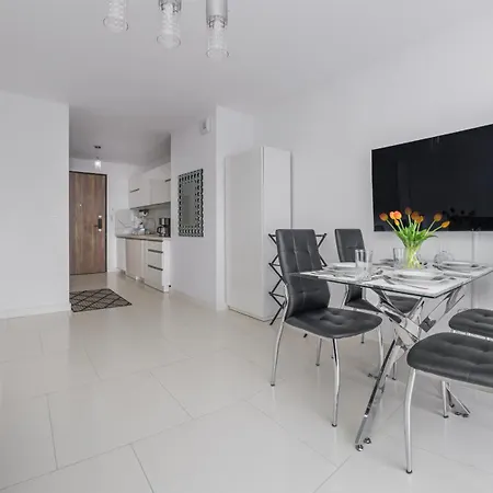 Daire Na Wydmach, Sun & Snow